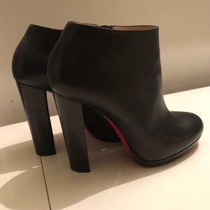 Christian Louboutin black platform booties 37